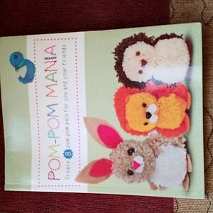 Bev's BOOKS - POM-POM MANIA